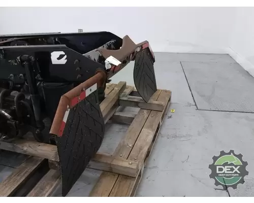 VOLVO VNL300 Cutoff Assembly (Housings & Suspension Only)