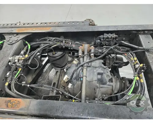 VOLVO VNL300 Cutoff Assembly (Housings & Suspension Only)