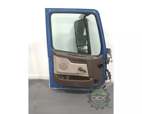 VOLVO VNL300 Door Assembly, Front