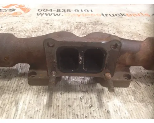 VOLVO VNL300 Exhaust Manifold