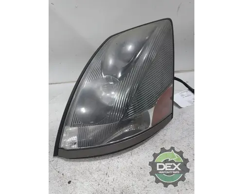 VOLVO VNL300 Headlamp Assembly