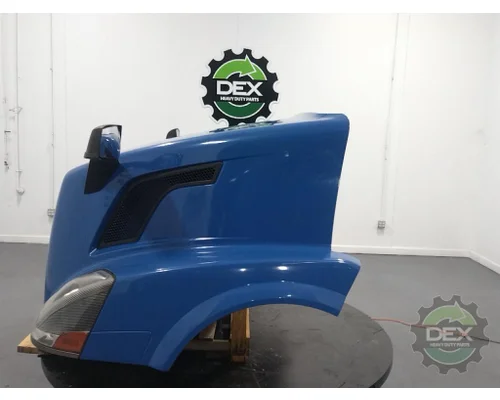 VOLVO VNL300 Hood