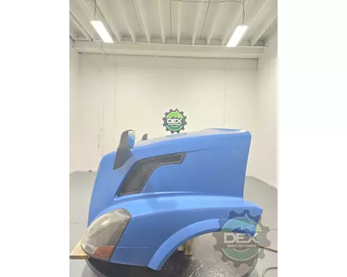 VOLVO VNL300 Hood