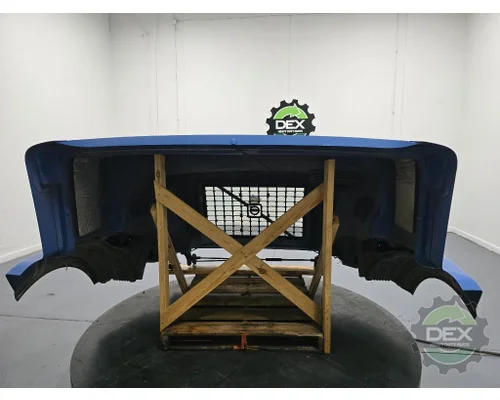 VOLVO VNL300 Hood