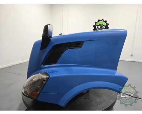 VOLVO VNL300 Hood