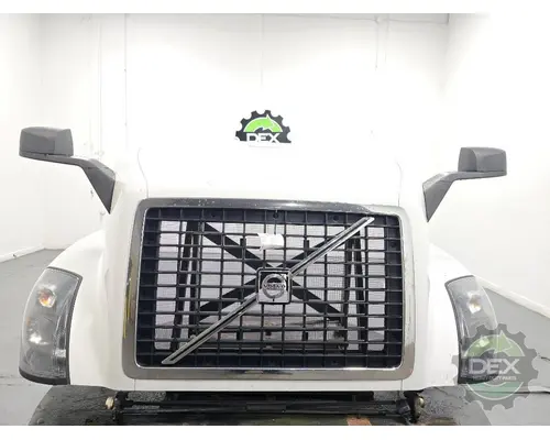 VOLVO VNL300 Hood