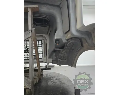 VOLVO VNL300 Hood