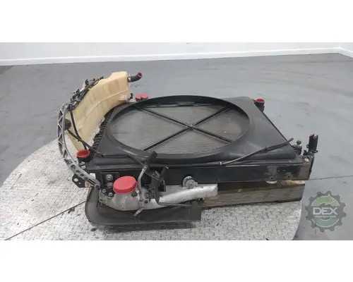 VOLVO VNL300 Radiator