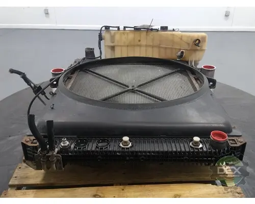 VOLVO VNL300 Radiator