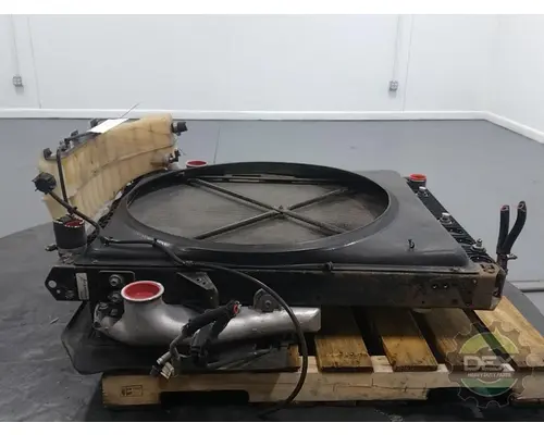 VOLVO VNL300 Radiator