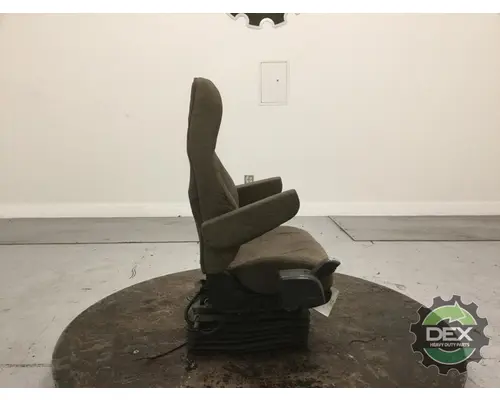 VOLVO VNL300 Seat, Front