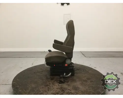 VOLVO VNL300 Seat, Front