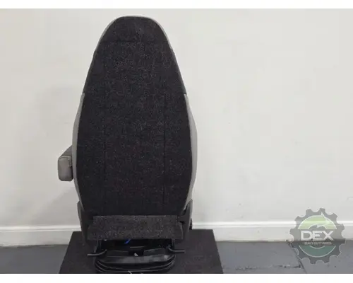 VOLVO VNL300 Seat, Front