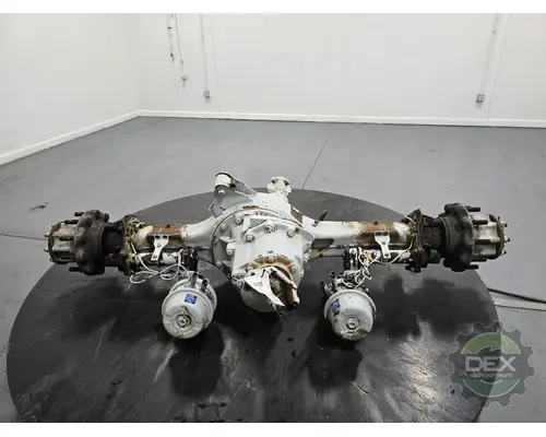 VOLVO VNL430 Axle Assembly, Rear (Single or Rear)