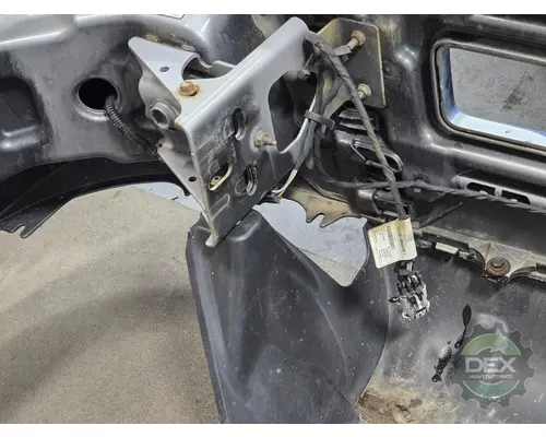 VOLVO VNL430 Bumper Assembly, Front