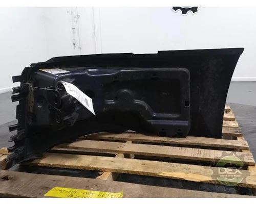 VOLVO VNL430 Bumper Assembly, Front