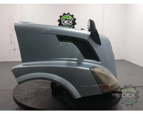 VOLVO VNL430 Hood