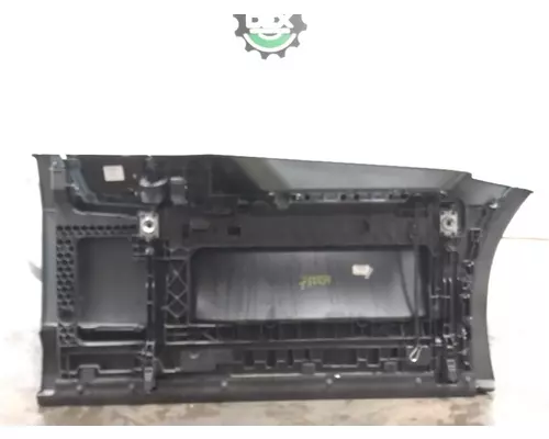 VOLVO VNL440 1644 bulb socket