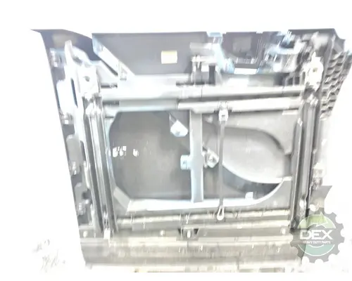 VOLVO VNL440 1644 bulb socket