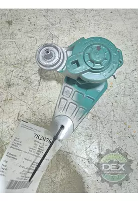 VOLVO VNL440 2634 fan drive