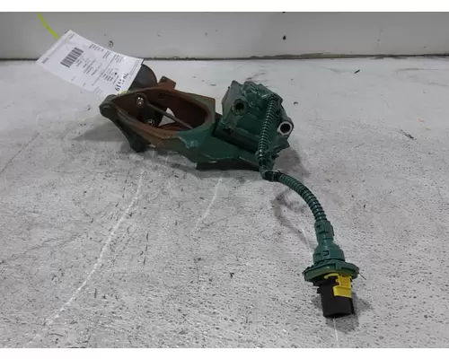 VOLVO VNL440 2931 valve