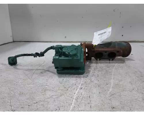 VOLVO VNL440 2931 valve