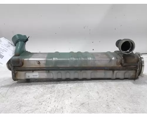 VOLVO VNL440 2932 cooler