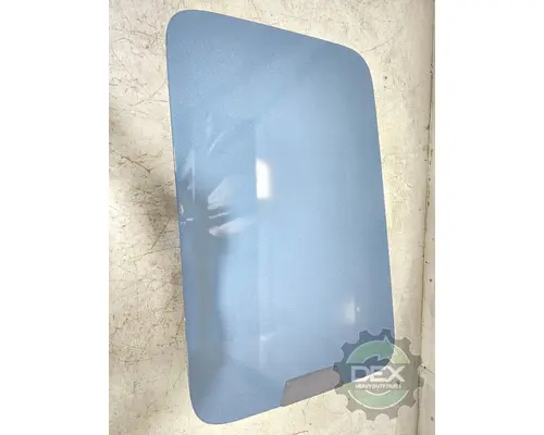 VOLVO VNL440 8371 hatch, easily opened