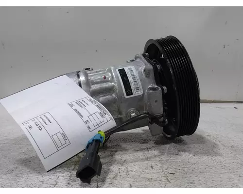 VOLVO VNL440 Air Compressor