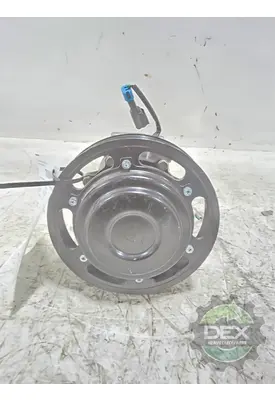 VOLVO VNL440 Air Conditioner Compressor