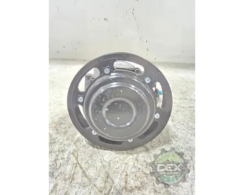 VOLVO VNL440 Air Conditioner Compressor
