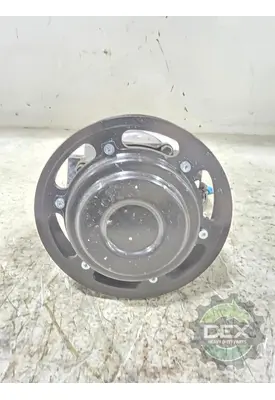 VOLVO VNL440 Air Conditioner Compressor