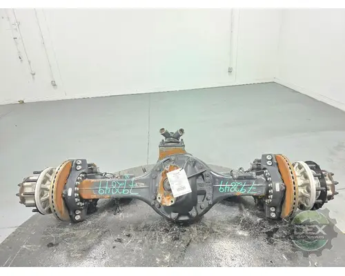VOLVO VNL440 Axle Assembly, Rear (Single or Rear)