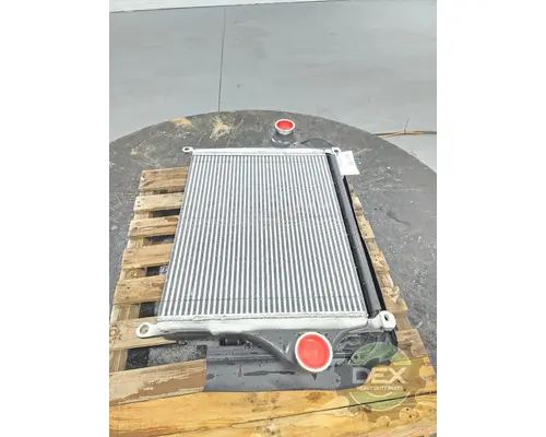 VOLVO VNL440 Charge Air Cooler (ATAAC)