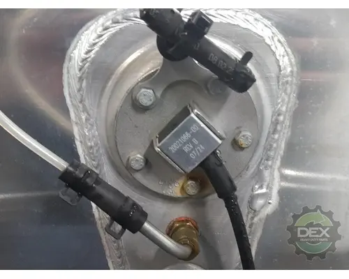 VOLVO VNL440 Fuel Tank