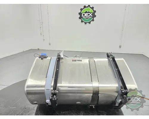 VOLVO VNL440 Fuel Tank