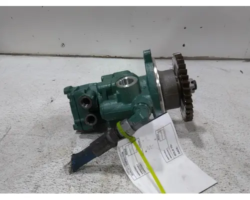 VOLVO VNL440 Power Steering Pump