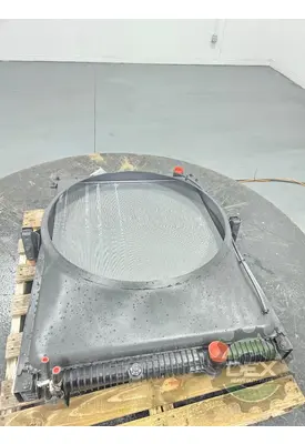 VOLVO VNL440 Radiator