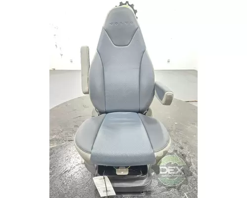 VOLVO VNL440 Seat, Front