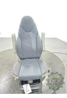 VOLVO VNL440 Seat, Front
