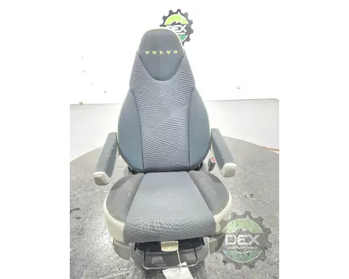 VOLVO VNL440 Seat, Front