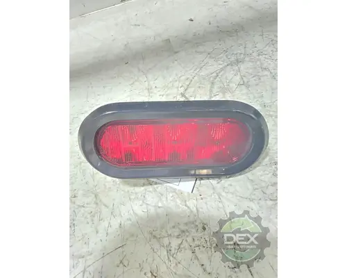 VOLVO VNL440 Tail Lamp