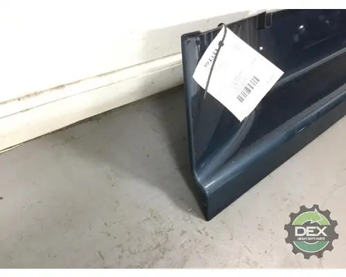 VOLVO VNL630 1644 bulb socket