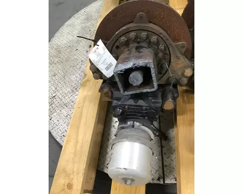 VOLVO VNL630 7732 hub, rear