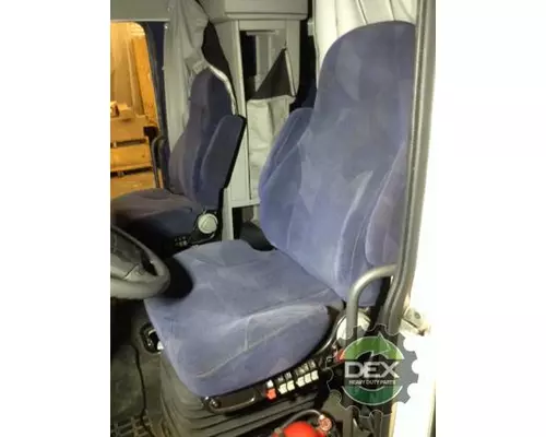 VOLVO VNL630 8102 cab, complete