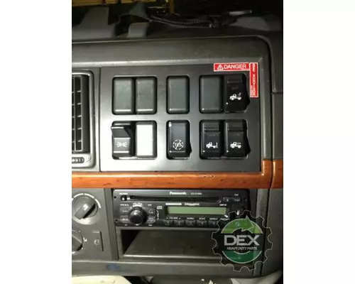 VOLVO VNL630 8102 cab, complete