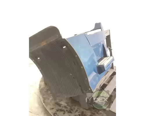 VOLVO VNL630 8916 chassis fairings