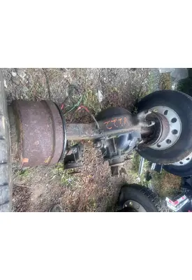 VOLVO VNL630 Axle Assembly, Rear