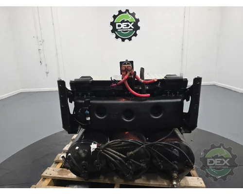 VOLVO VNL630 Battery Box