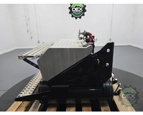 VOLVO VNL630 Battery Box